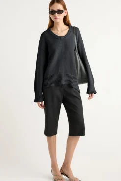 Brilliant Wise Corporation Limited Archie Deep U-Neck Sweater< Sweaters