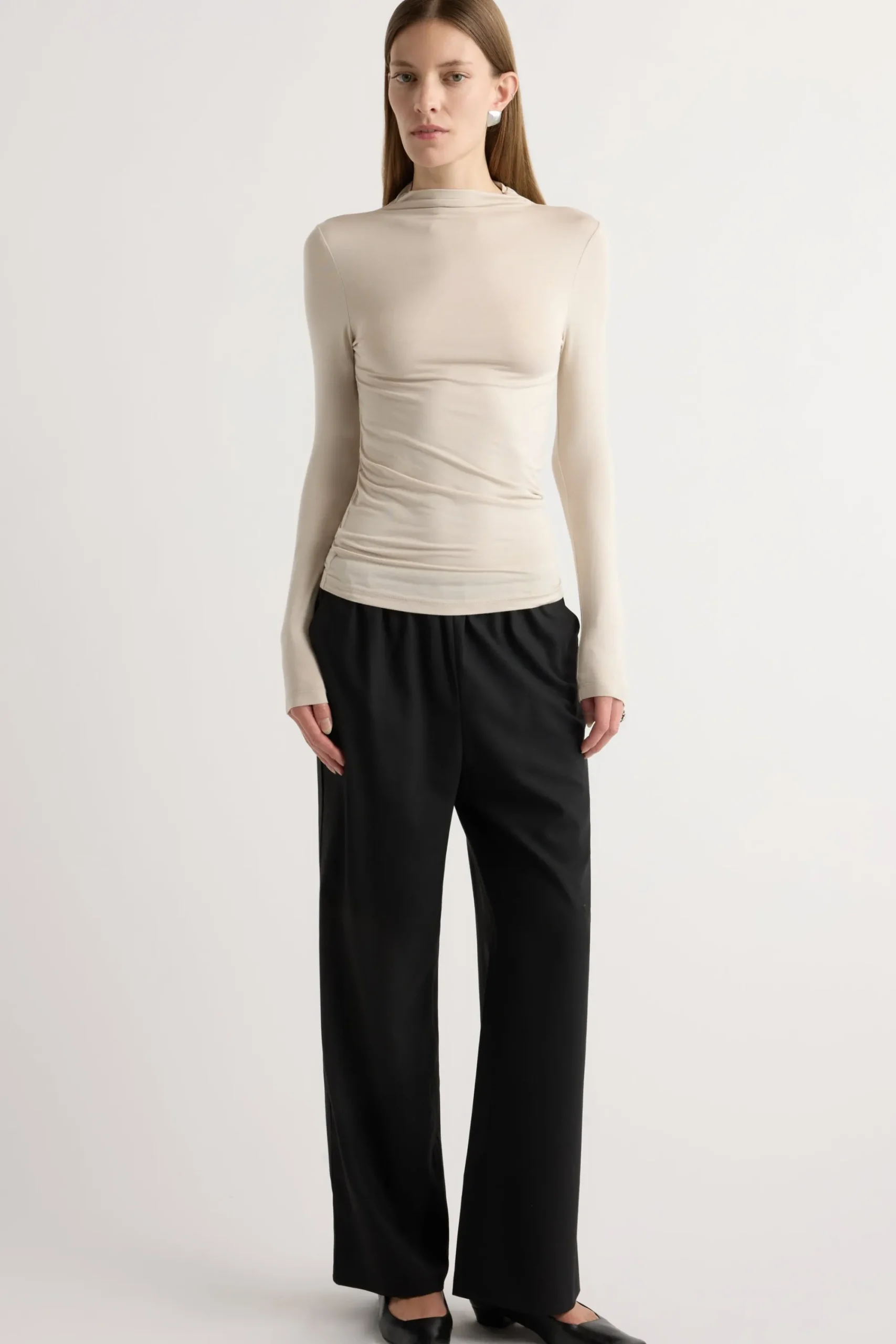 Lever Style LLC Ava Mock-Neck Long-Sleeve Tee< Tees|Tops