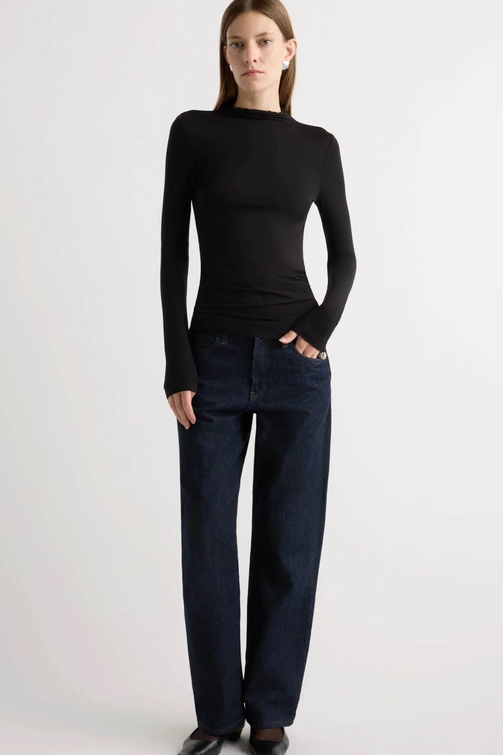 Lever Style LLC Ava Mock-Neck Long-Sleeve Tee< Tees|Tops