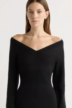 Brilliant Wise Corporation Limited Bora Off-Shoulder V-Neck Sweater Dress< Dresses