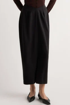 Hua Jia Coye V-Waist Pencil Skirt< Skirts