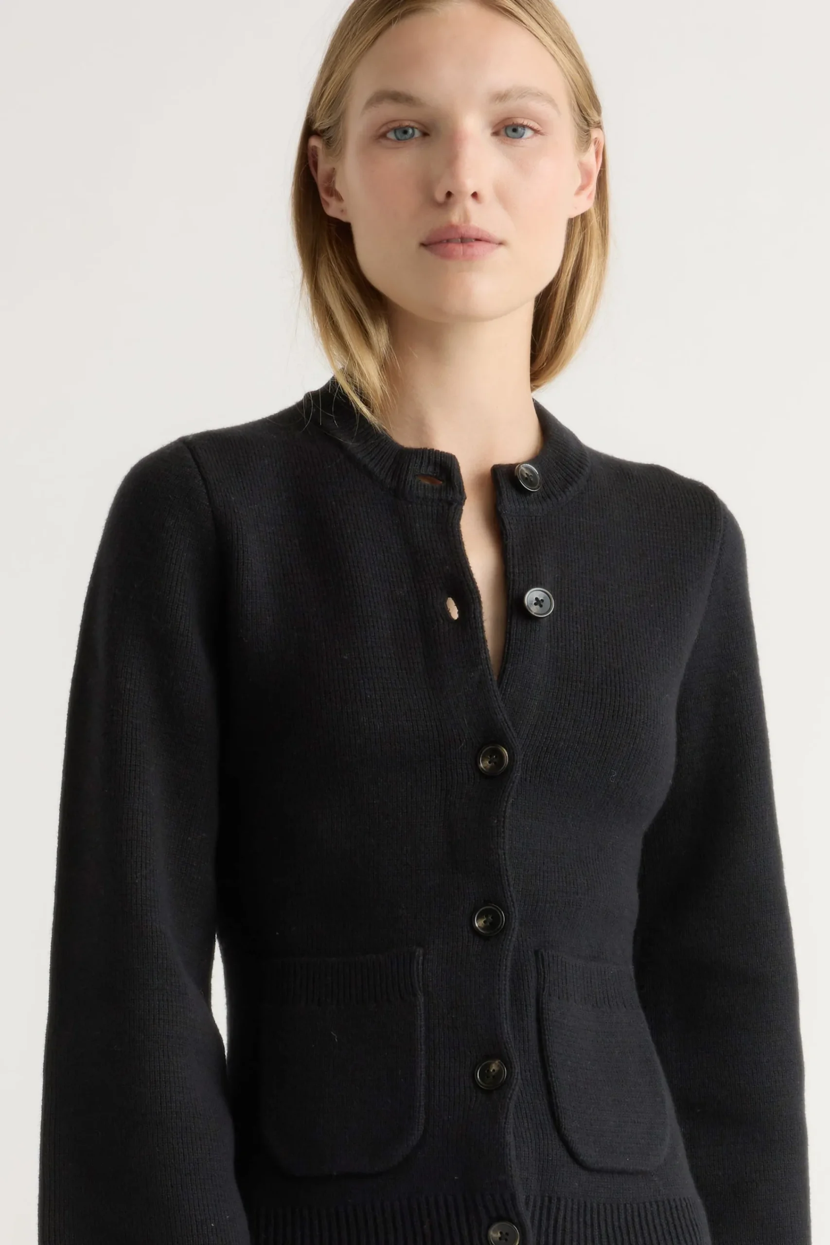 Brilliant Wise Corporation Limited Eames Organic Cotton-Wool Cardigan< Sweaters