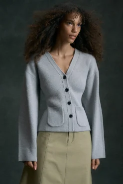 Brilliant Wise Corporation Limited Elinor Organic Cotton-Wool V-Neck Cardigan< Sweaters