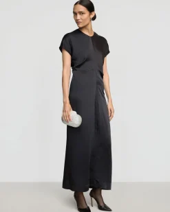 Hua Jia Fiona Curved-Shoulder Dress< Dresses