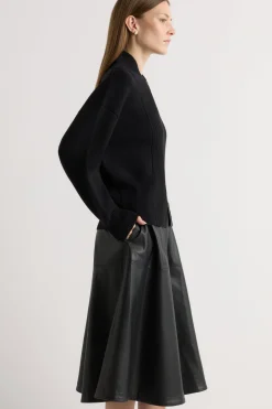 Hua Jia Harlow Vegan Leather Flare Skirt< Skirts