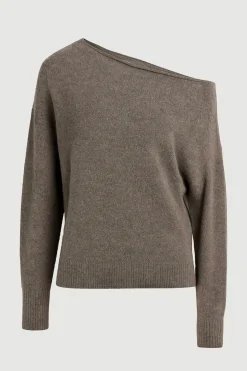 Expert Group Limited Iris Off-Shoulder Sweater< Sweaters