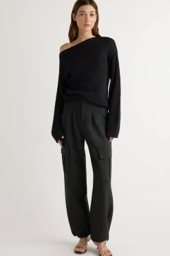 Brilliant Wise Corporation Limited Issa Lightweight Off-Shoulder Sweater< Sweaters