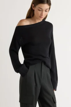 Brilliant Wise Corporation Limited Issa Lightweight Off-Shoulder Sweater< Sweaters
