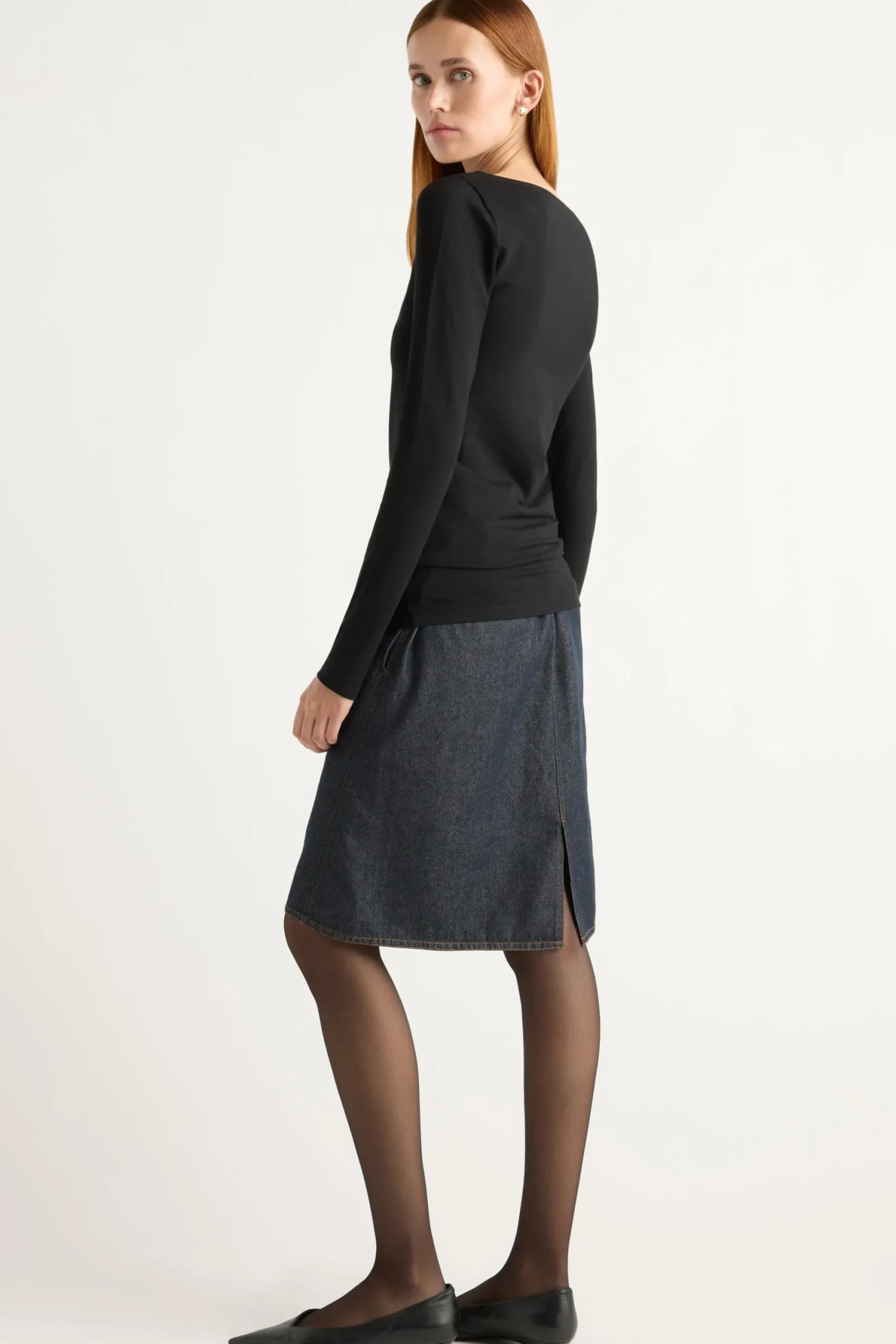 Asia Consultancy Co., Ltd Lainey Organic Cotton Slit-Neck Tee< Tees|Tops
