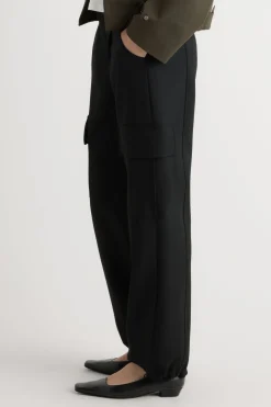 Hua Jia Lynda Tailored Utility Pant< Pants