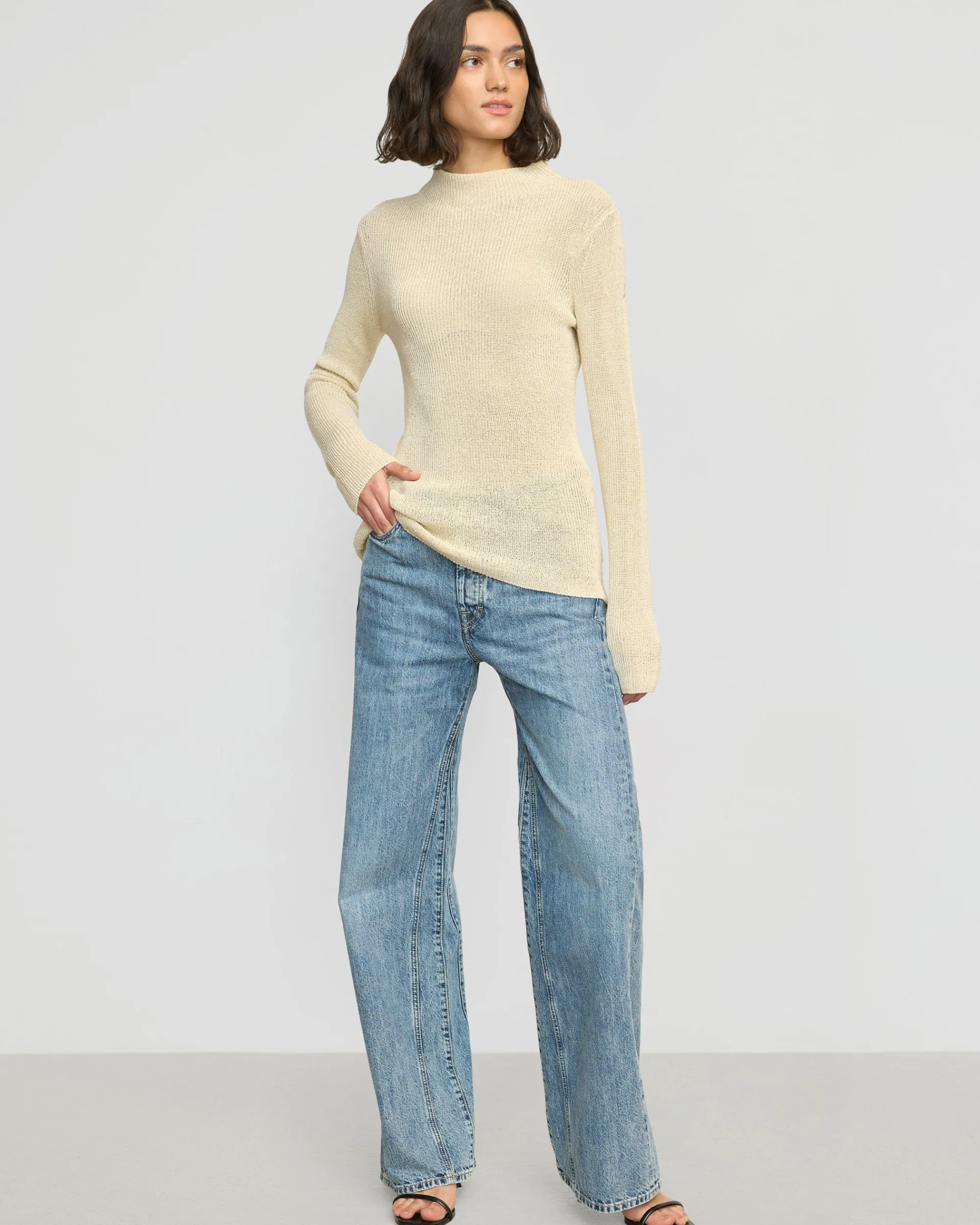 Expert Group Limited Lynne Slim Semi-Sheer Sweater< Sweaters