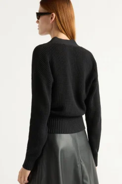 Brilliant Wise Corporation Limited Maren Cropped V-Neck Sweater< Sweaters
