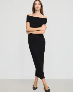 Expert Group Limited Micah Off-Shoulder Sweater Dress< Dresses