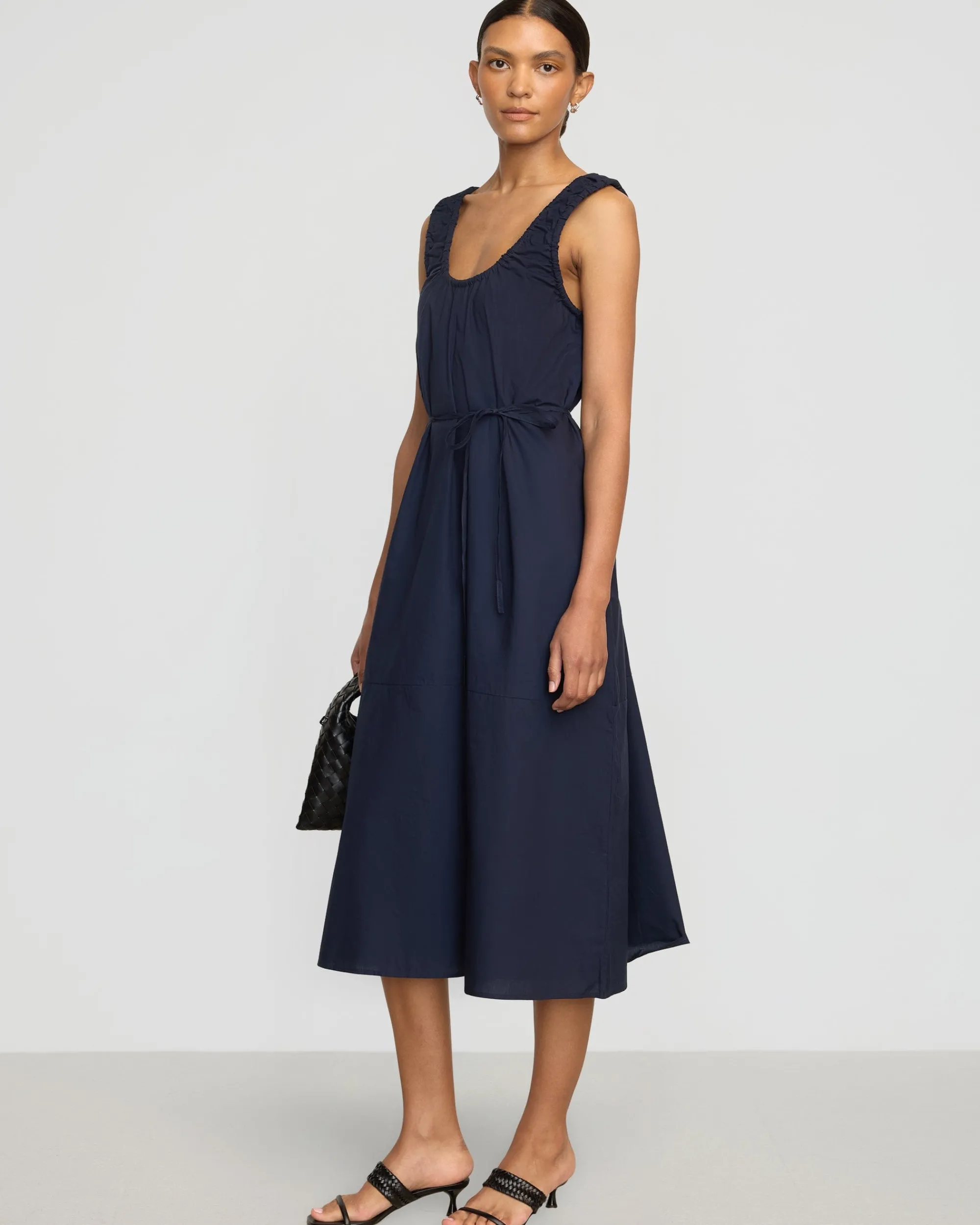 Fashion Apparels Midori Organic Cotton U-Neck Dress< Dresses