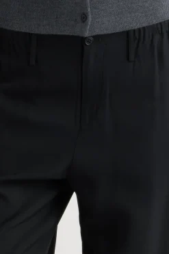 Hua Jia Nuri Tailored Stretch-Waist Pant< Pants