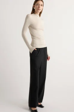 Hua Jia Parmer Lightweight Wool-Blend Pant< Pants