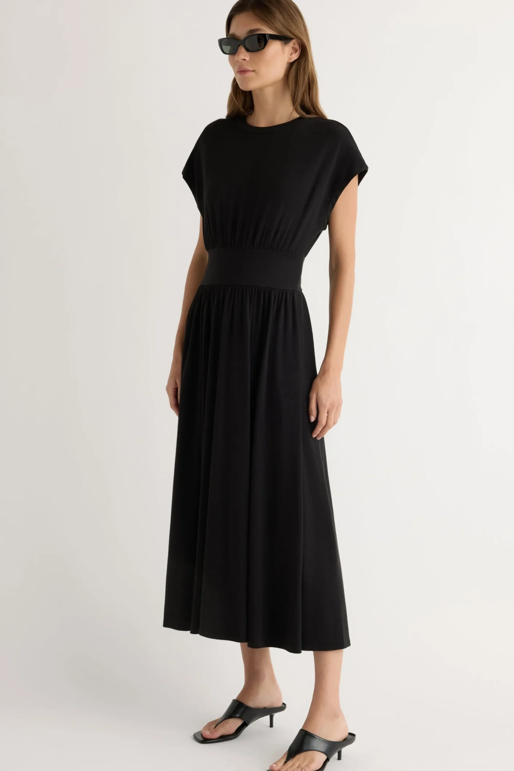 Lever Style LLC Prima Jersey Midi Dress< Dresses