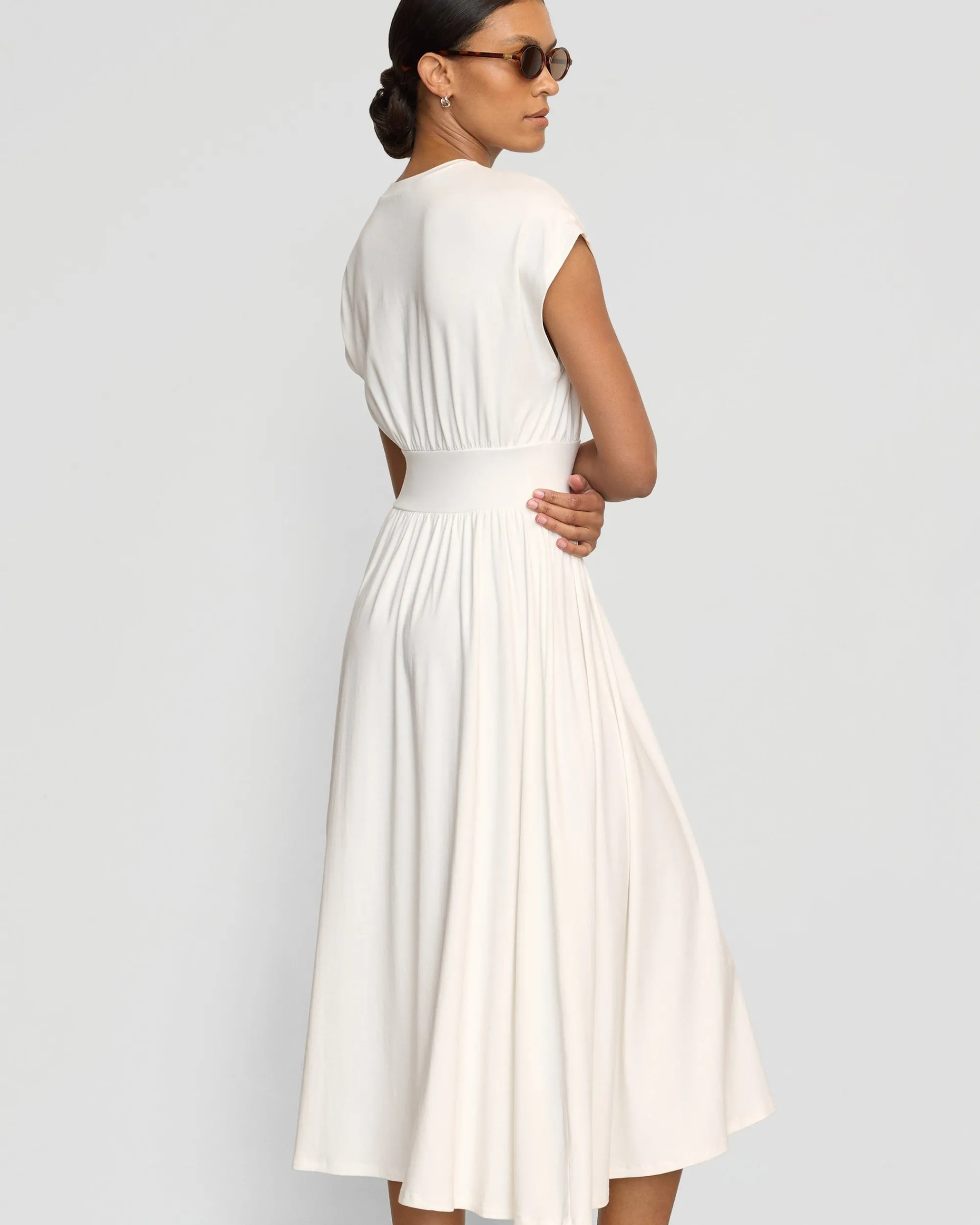 Lever Style LLC Prima Jersey Midi Dress< Dresses