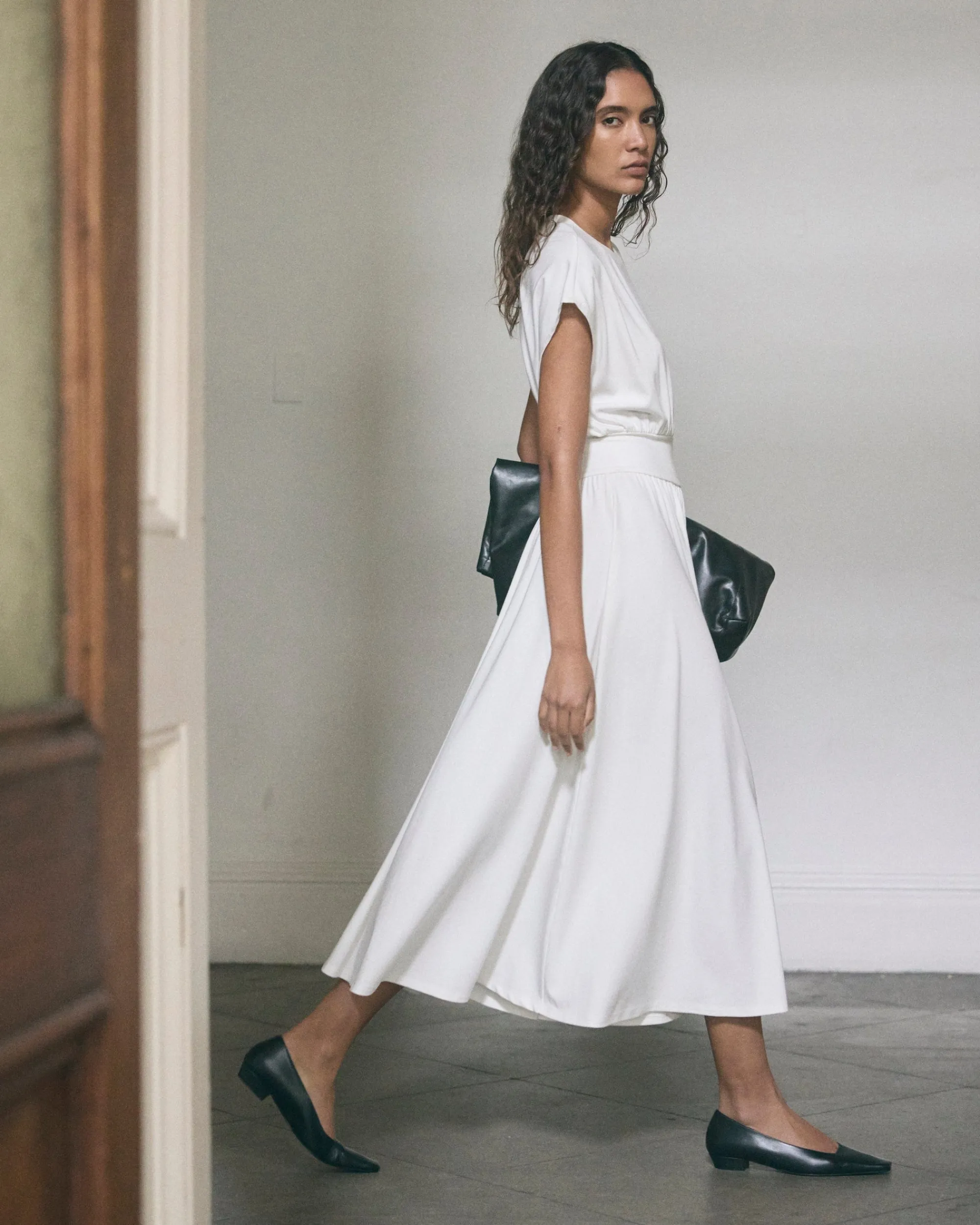 Lever Style LLC Prima Jersey Midi Dress< Dresses