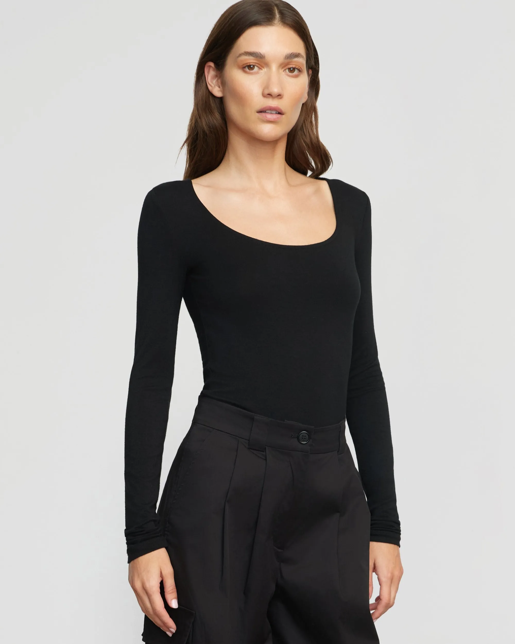 UBASE INTERNATIONAL, INC. Skyler Square-Neck Long-Sleeve Tee< Tees|Tops