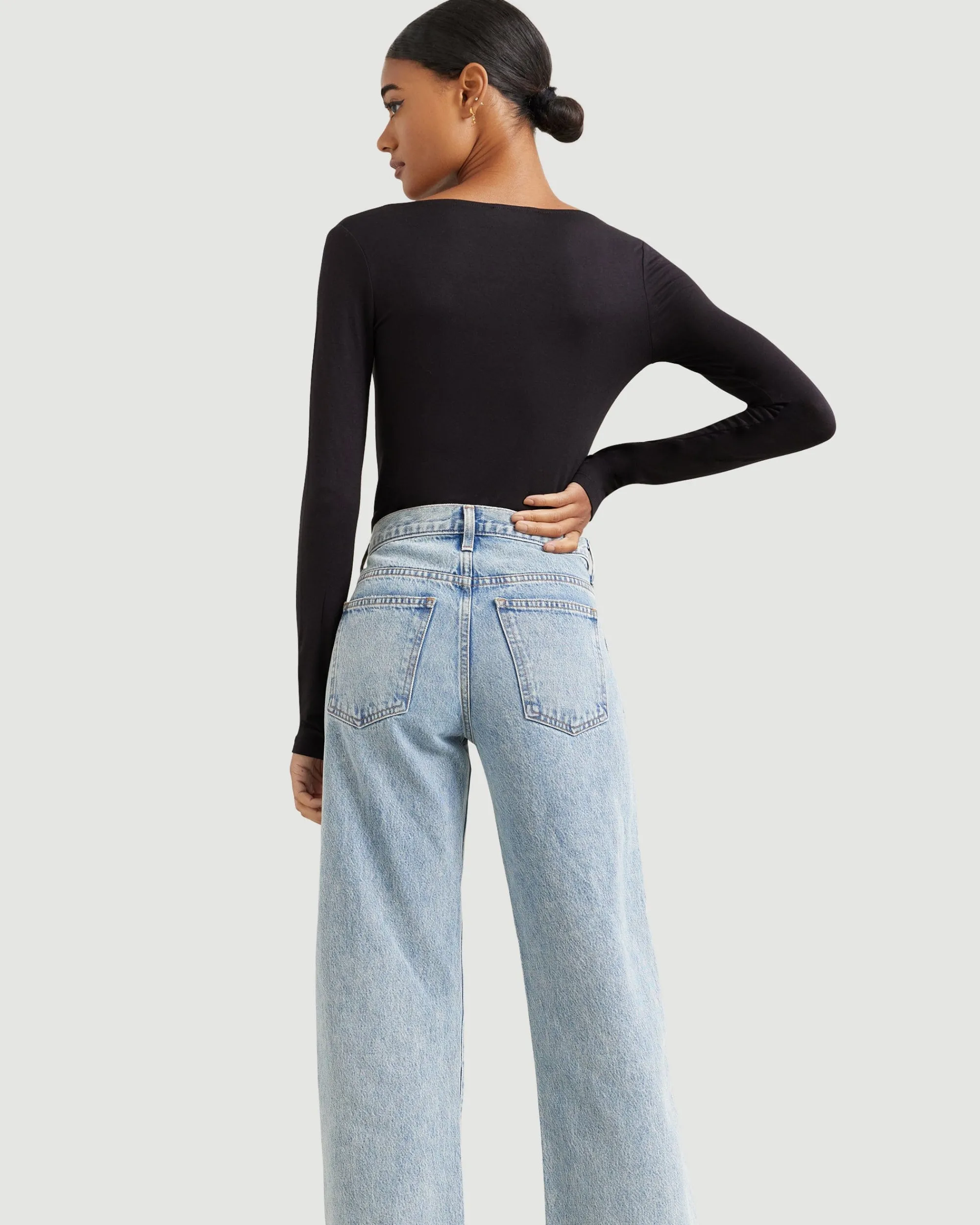 UBASE INTERNATIONAL, INC. Skyler Square-Neck Long-Sleeve Tee< Tees|Tops