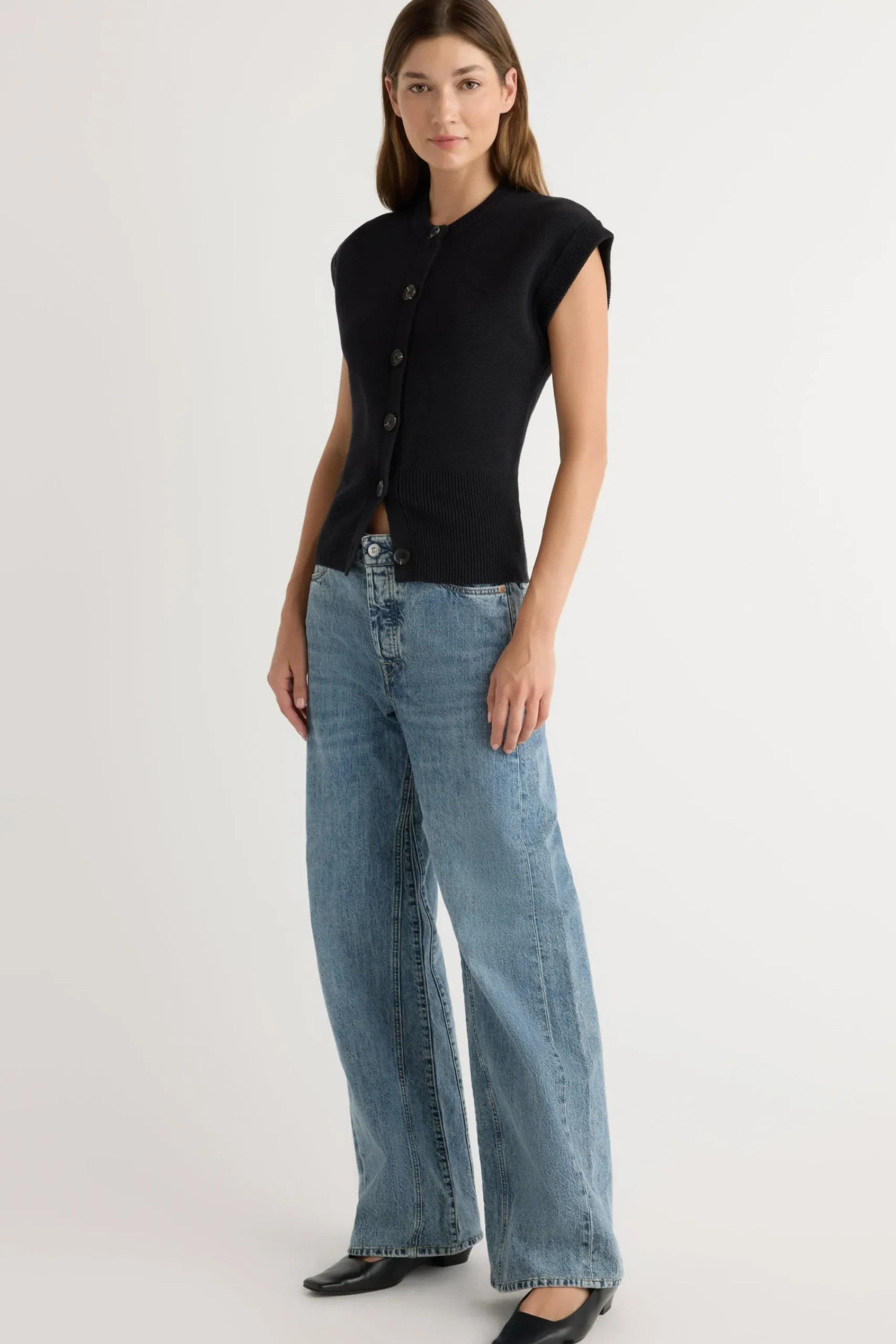 Brilliant Wise Corporation Limited Solea Button Knit Vest< Sweaters|Tops