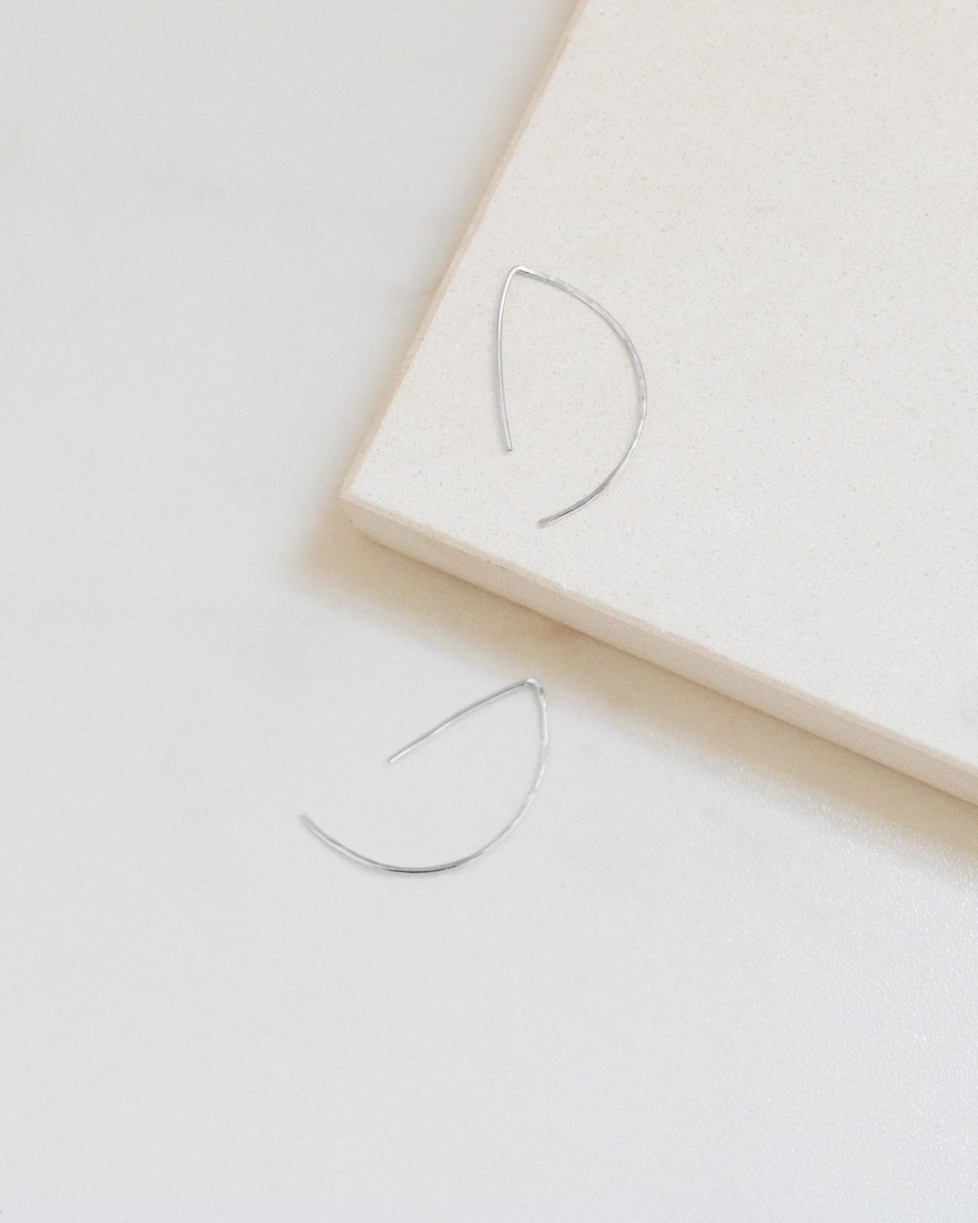 Modern Citizen Sterling Wishbone Threader Earrings< Jewelry