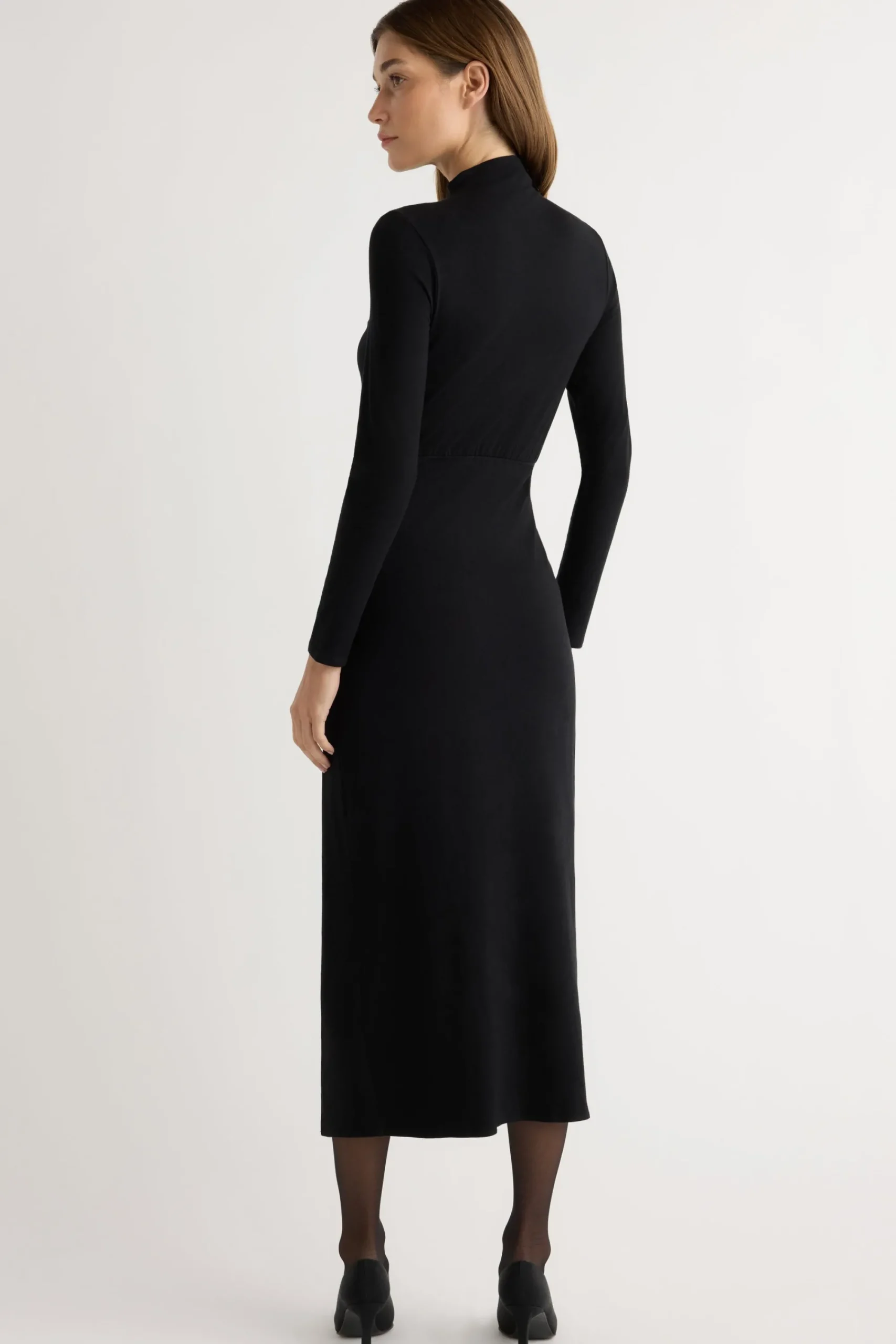 No Less Than Suki Mock-Neck Side-Slit Dress< Dresses