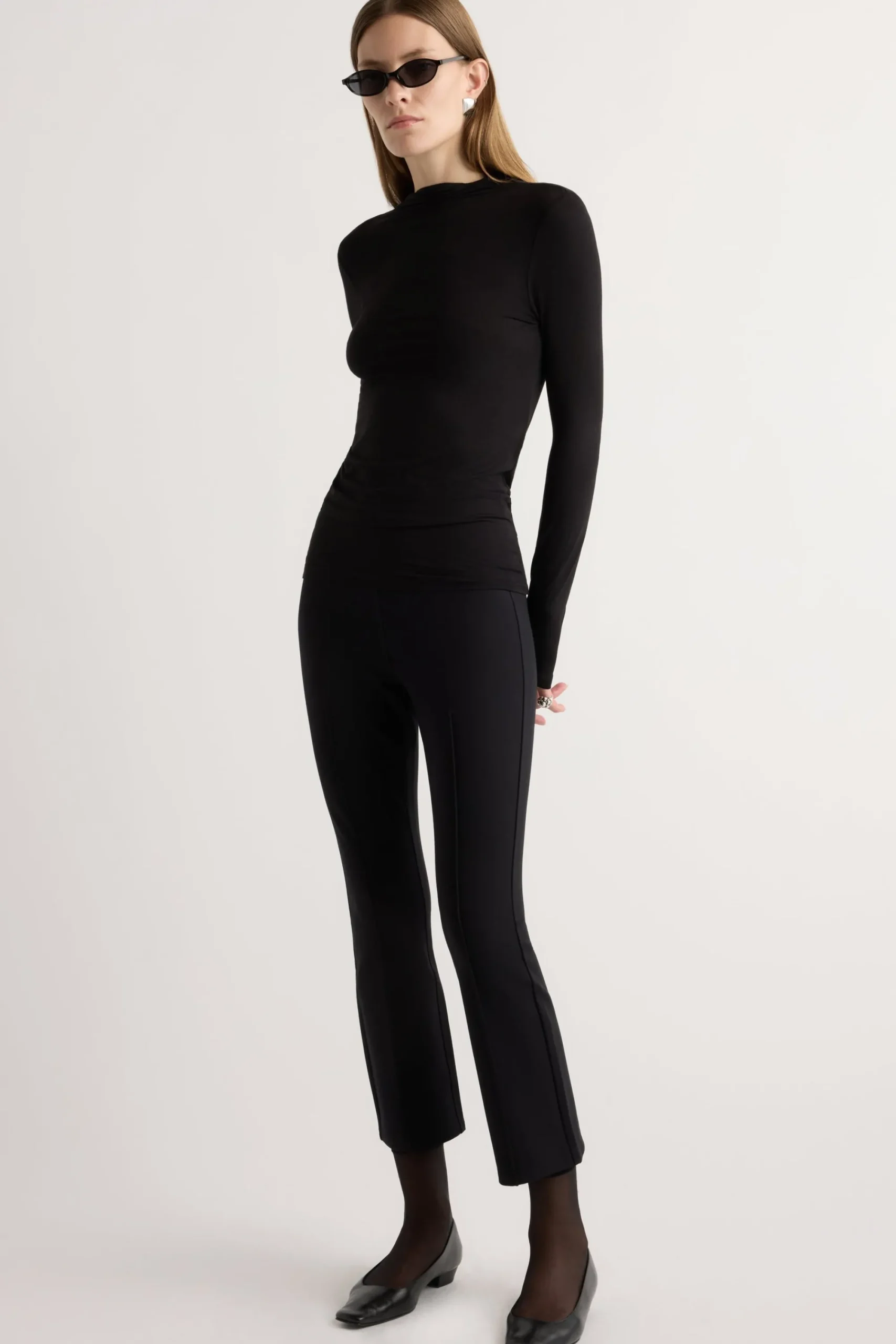 Lever Style LLC Tez Kick-Flare Ponte Stretch Pant< Pants