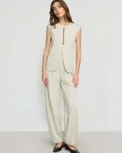 Hua Jia Yan Wide Barrel-Leg Pant< Pants