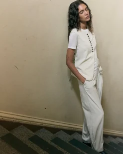 Hua Jia Yan Wide Barrel-Leg Pant< Pants